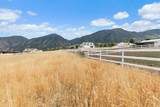 557 Olivia Cir - Photo 12