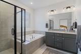 10039 Dahlia Ln - Photo 19