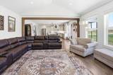 9590 Point Lookout Dr - Photo 11