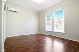 560 Windsor St - Photo 8