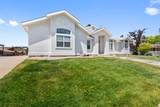 714 St James Pl - Photo 2