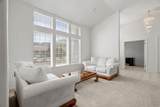 714 St James Pl - Photo 18