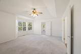 714 St James Pl - Photo 38