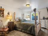 2330 Valleyview Dr - Photo 44