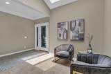 811 Grandridge Dr - Photo 2