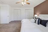 239 300 - Photo 11