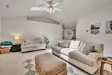 2494 Dorchester Ave - Photo 10