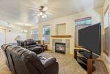 1526 Redstone Ave - Photo 4