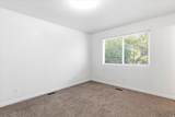 743 30TH St - Photo 13