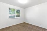 743 30TH St - Photo 17
