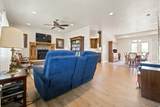2622 Valley View Dr - Photo 6