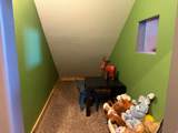 10975 17050 - Photo 33