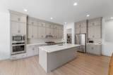 403 Pinnacle Ct - Photo 2