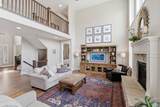 11731 Broadleaf Hollow Ln - Photo 18