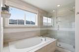 11731 Broadleaf Hollow Ln - Photo 32