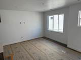 142 2300 - Photo 3