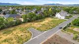 1845 Sherri Ln - Photo 2