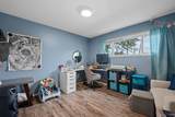 1078 Valentine St - Photo 13