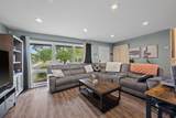1078 Valentine St - Photo 3