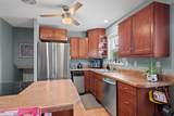 1078 Valentine St - Photo 8