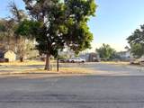 240 300 - Photo 2