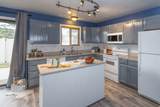 2000 Stone Creek Dr - Photo 4