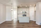 1056 2740 - Photo 11