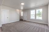 1056 2740 - Photo 5