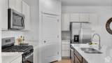 1956 Belmont Ln - Photo 11