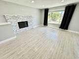 979 1700 - Photo 23