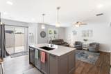 538 Lochlevan Ln - Photo 10