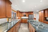 804 Eastcapitol Blvd - Photo 15