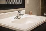 927 2050 - Photo 40
