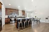 7127 Hollow Crest Cir - Photo 9
