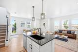 11461 Glass Hill Dr - Photo 8
