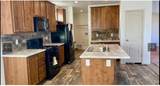 289 Center - Photo 2