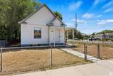 203 30TH St - Photo 2
