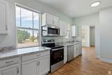203 30TH St - Photo 8