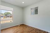 203 30TH St - Photo 10