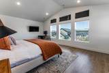 6885 Woods Rose Dr - Photo 13