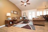 579 2300 - Photo 3