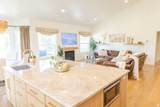 701 Lake View Dr - Photo 4