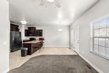 1621 Venetian Way - Photo 8