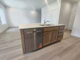 2058 Essie Dr - Photo 4
