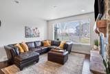 832 Edgewater Ct - Photo 14