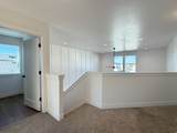 453 700 - Photo 24