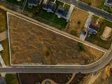 574 Fox Den Rd - Photo 3