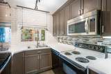 2404 Elizabeth St - Photo 10