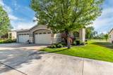 33 Clubhouse Dr - Photo 1