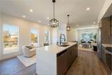 880 Rowley Dr - Photo 2